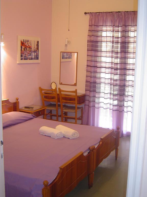 Nana Hotel Kamena Vourla Pokoj fotografie