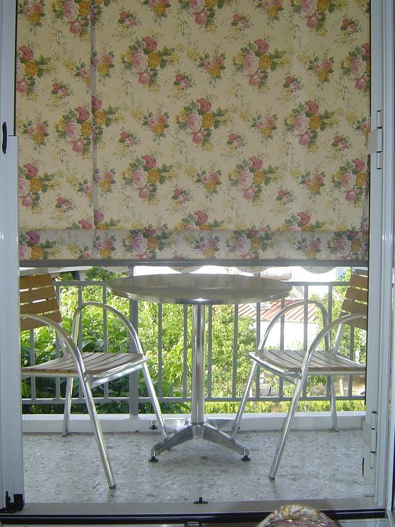Nana Hotel Kamena Vourla Pokoj fotografie