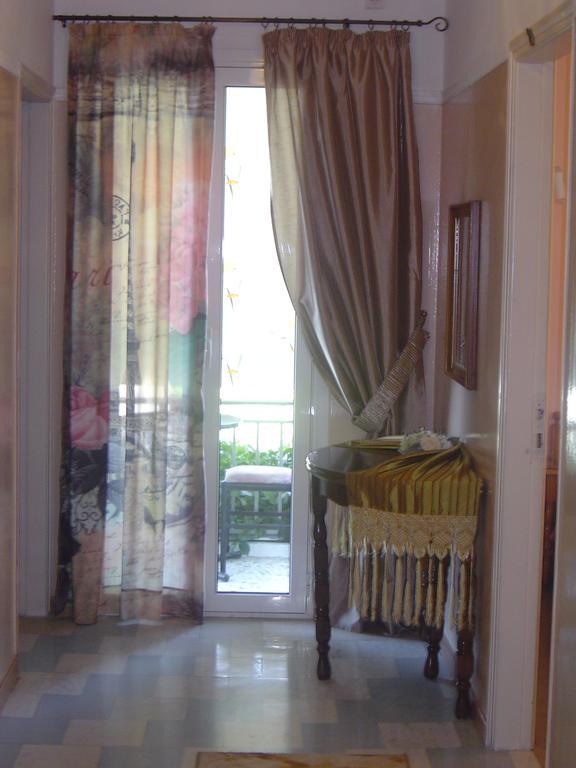 Nana Hotel Kamena Vourla Exteriér fotografie