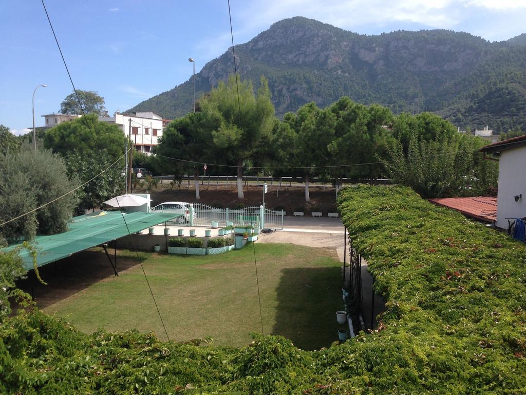 Nana Hotel Kamena Vourla Exteriér fotografie