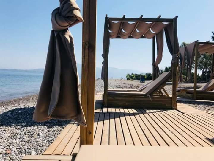 Nana Hotel Kamena Vourla Exteriér fotografie