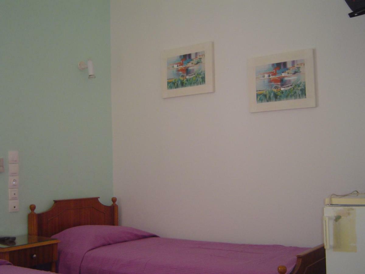 Nana Hotel Kamena Vourla Exteriér fotografie